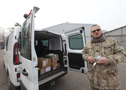 Koordinátorem letecké pomoci na Ukrajinu je vedoucí Leteckého muzea Kunovice Martin Hrabec (na snímku).