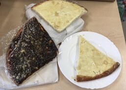 Tyto frgále přinesla jako poděkování a posilu těm, kdo materiální sbírku pro Ukrajinu zabezpečovali