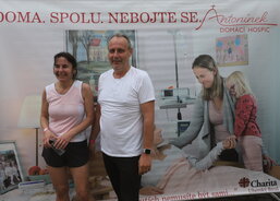 Úsměvy na tváři i v cíli s kilometry v nohou, tak to vypadalo v sobotu 7. 5. při charitativní akci Během a chůzí pro Domící hospic Antonínek v Dolním Němčí.