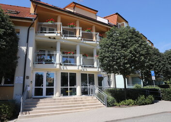 Hlucké noviny píší o Charitní domově v Hluku