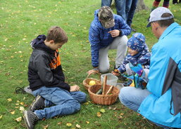 Pro děti dobrovolníci připravili deset stanovišť. 