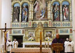 Mši svatou  sloužil františkánský kněz P. Felix za zemřelé pacienty Domácího hospice Antonínek a za pozůstalé rodiny.