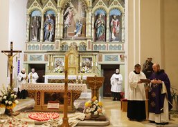 Mši svatou  sloužil františkánský kněz P. Felix za zemřelé pacienty Domácího hospice Antonínek a za pozůstalé rodiny.