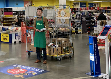 Dárci byli navzdory ekonomické krizi štědří