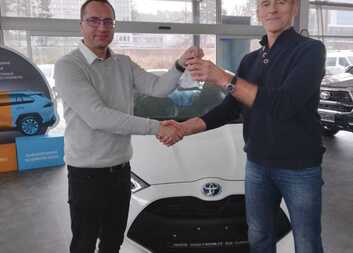 Osm nových automobilů pro terénní služby