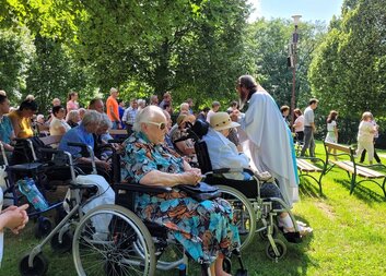 Domácí hospic Antonínek po páté na pouti u svého patrona