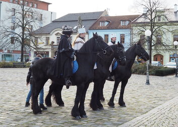 Královské procesí zahájilo v Hradišti Tříkrálovou sbírku