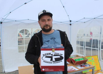 Studenti dali zelenou dobru na své Buzerák párty. Vybrané peníze věnovali TULiPu