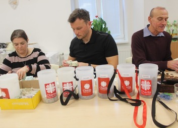 Rozpečetěno 312 pokladniček. Výsledek? Neuvěřitelných 2 578 186 Kč – a stále není konec!